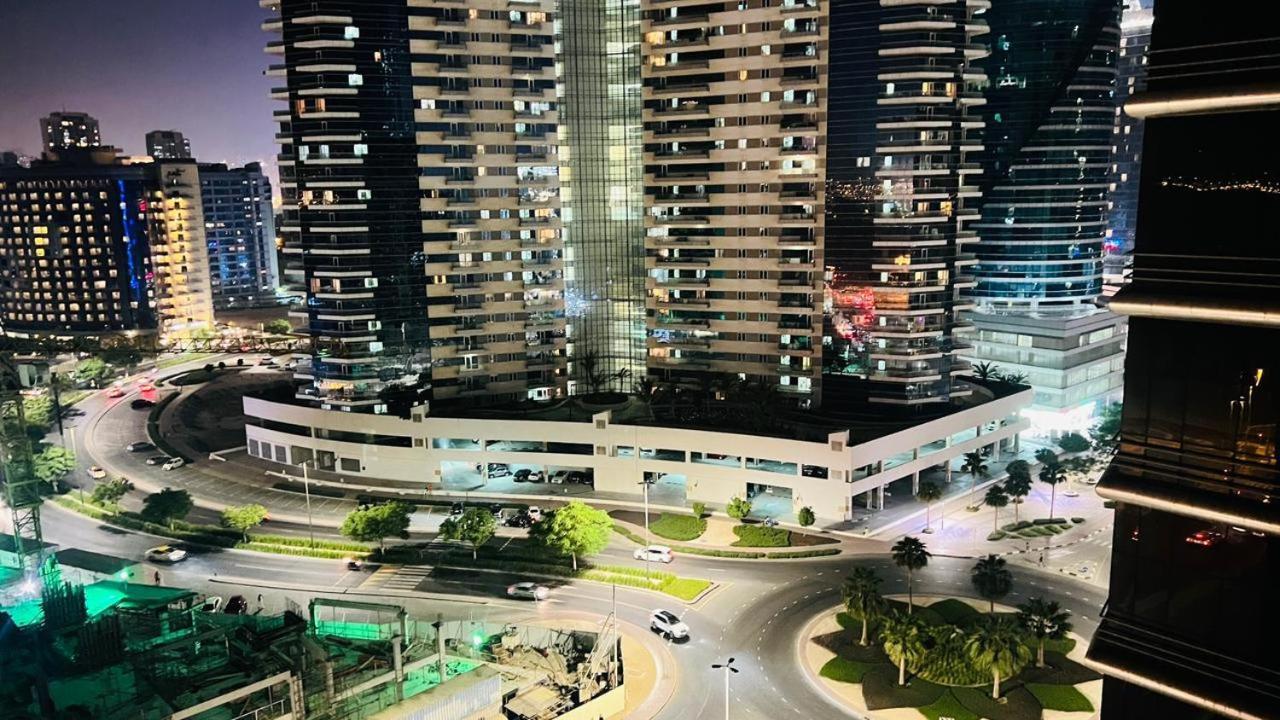 Nomad Partition Room In Barsha Heights 3 Mins To Icm Metro ดูไบ ภายนอก รูปภาพ