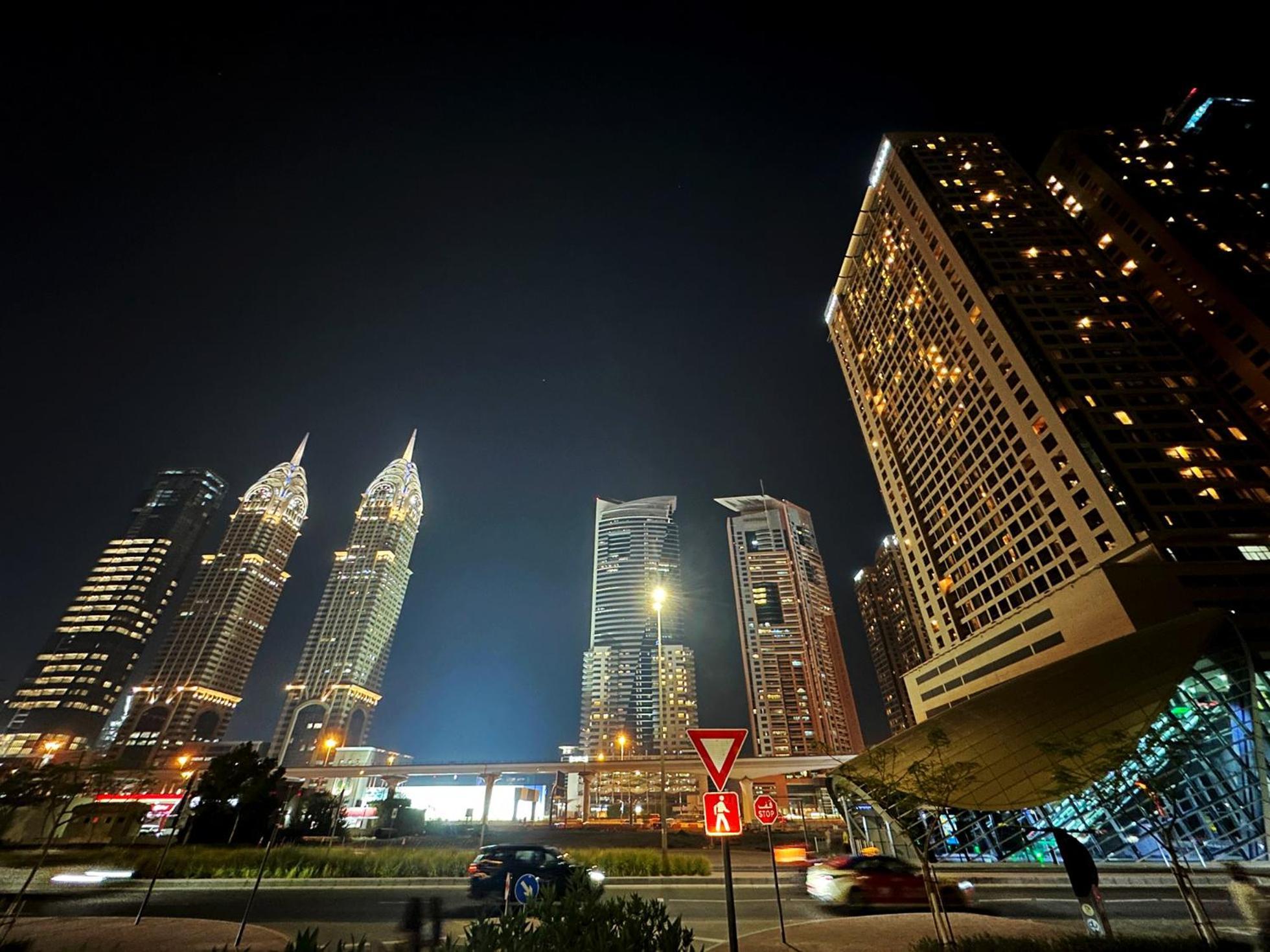Nomad Partition Room In Barsha Heights 3 Mins To Icm Metro ดูไบ ภายนอก รูปภาพ